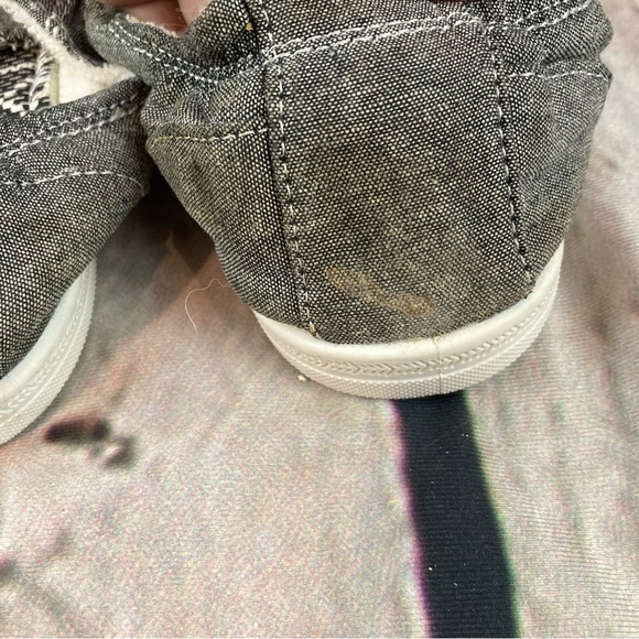 Austin Trading Co. Grey Women’s Slip On Sneakers - Picture 6 of 10